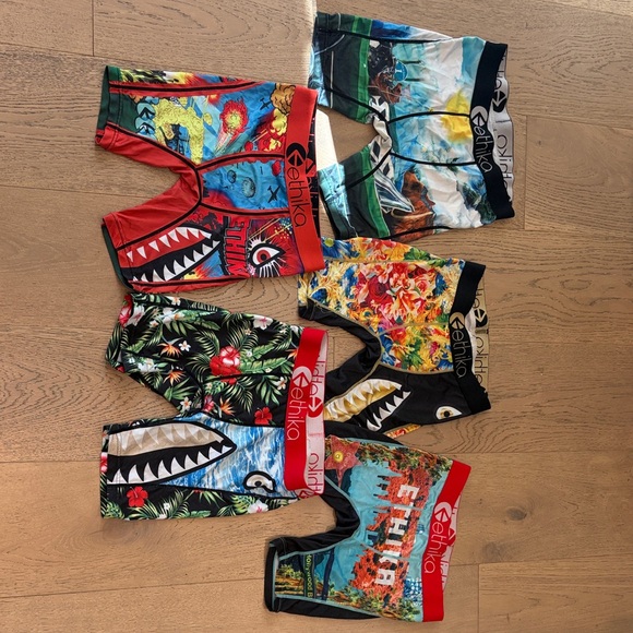 5 pairs Ethika Graphic Boxer Briefs Set - Red, Blue, Black- XS - Picture 1 of 6